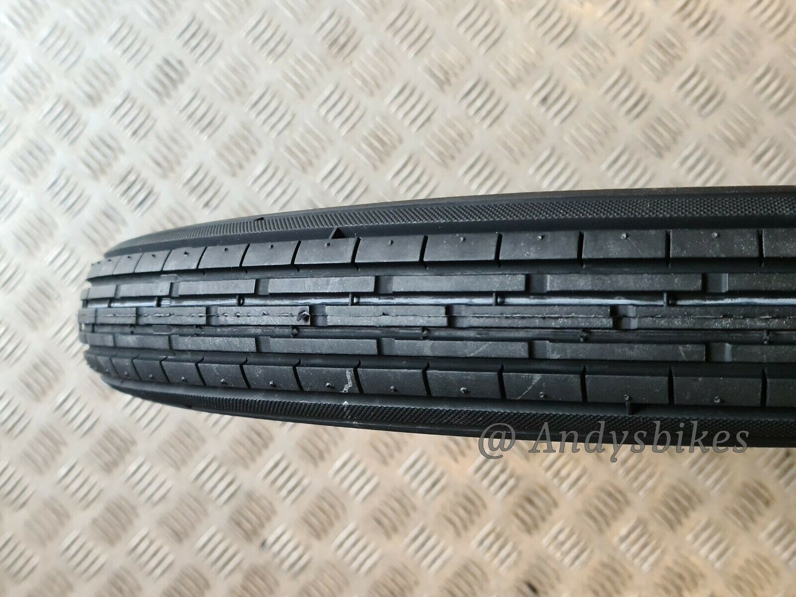 classic motorcycle tyres